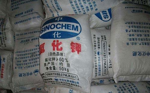 ⛷��Ј����M��һ��ƽ���ڣ�����������߹�r�̲ŕ���������