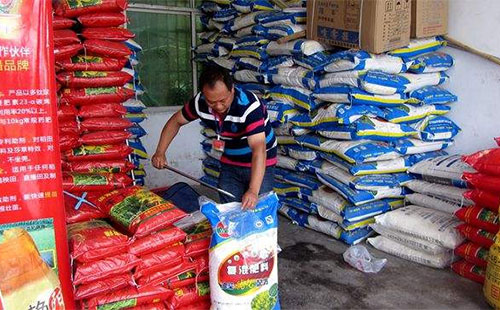 һ�����ֲ��ķ�����һ���u160Ԫһ��ֻ�u100Ԫ��ȥ�I�ļ���