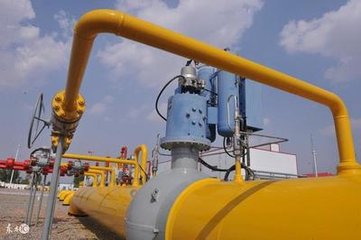 ����ġ��ɳ��B������׾������𣬚��^������I��γЉ�ǰ�У�