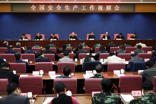 ��(gu��)��(w��)Ժ��ί�k ��(y��ng)�����������_(k��i)ҕ�l��(hu��)�h����(d��ng)�T�����_(k��i)չ�����@�ȱ�ը�Ի��W(xu��)Ʒ�ڶ�݆��ȫ���w�����(xi��ng)�z��