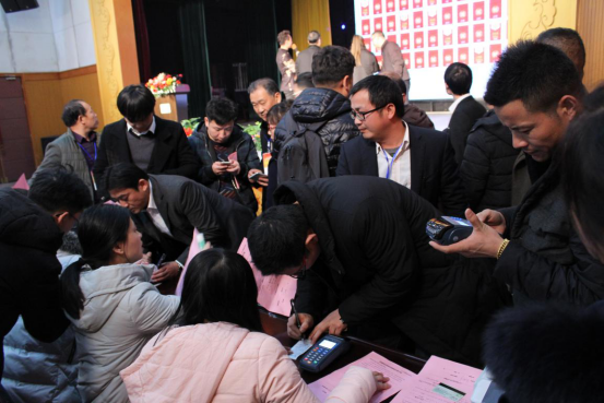 �r(n��ng)�I(y��)�r(sh��)�� ���B(t��i)�l(f��)չ���I(l��ng)δ��(l��i)(1)2086.png