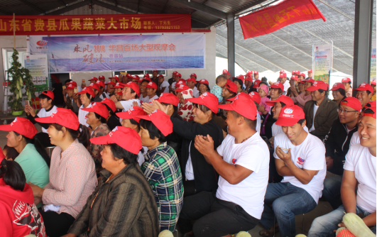 ����ϵ����ۣ�һ������^Ħ����һ���A���ʵ����ˣ�