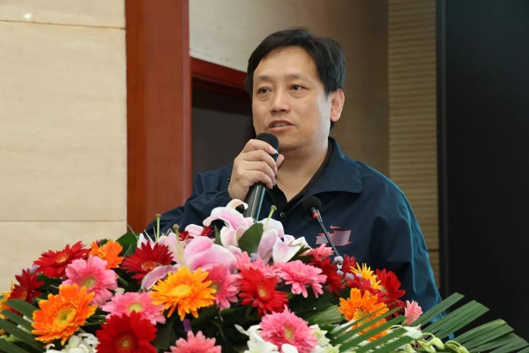 ȫ���r��������ϯ���Ҹ�����һ���W�R�����󿼲��{��